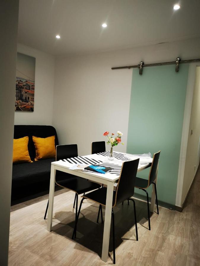 Апартаменты Loft 55 Оэйраш Экстерьер фото